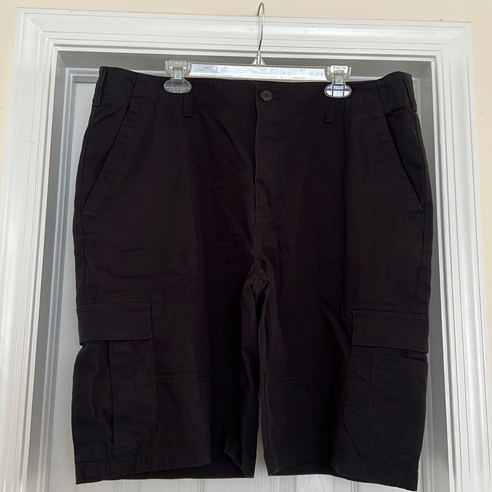 Men’s Black Cargo Shorts